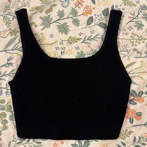 Babaton by Aritzia Black Ribbed Crop Tank Top – Size M